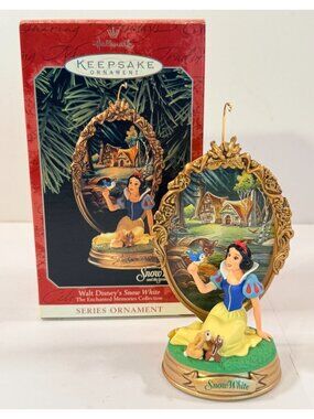 Vintage 1998 Hallmark Keepsake Walt Disney Snow White Enchanted Memories Ornamen